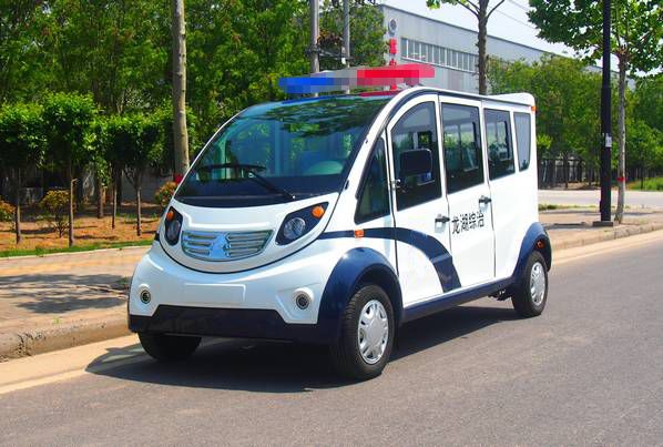 6座封閉電動(dòng)安保車