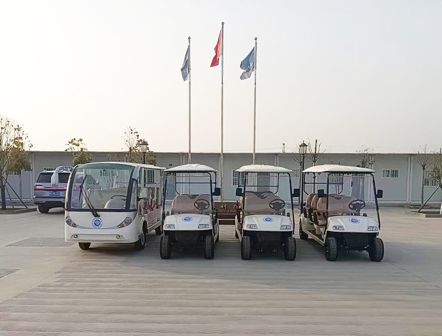 許昌市中原科技學(xué)院交車